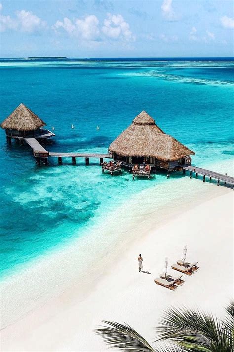 20 Amazing Hotels In Striking Locations You Must Visit Tropical