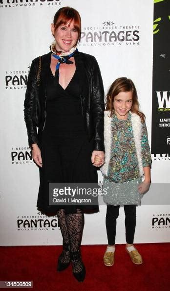 Actress Molly Ringwald And Daughter Mathilda Ereni Gianopoulos Attend News Photo Getty Images