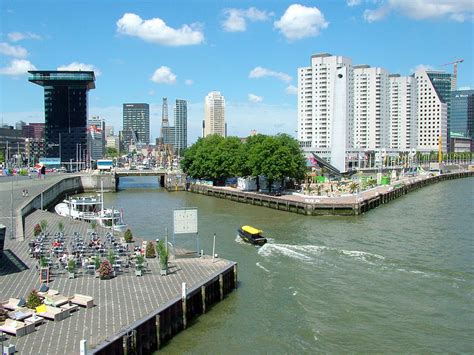 Roterdão ou roterdã é a segunda maior e mais importante cidade dos países baixos, ficando atrás somente da capital, amsterdã. WPS - Port of Rotterdam port commerce
