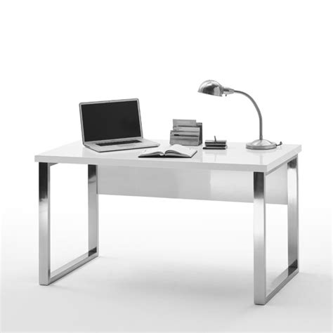 2.6 out of 5 stars. Sydney Office Desk In High Gloss White Top And Chrome Frame