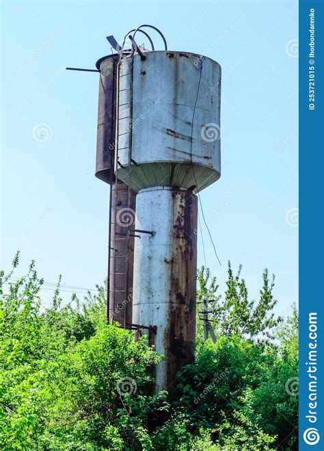 Old Rustic Water Towers Stock Image Image Of Reservoir 253721015