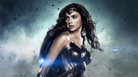 Patty Jenkins Reveals Wonder Woman Sequel Hint Bizwomen