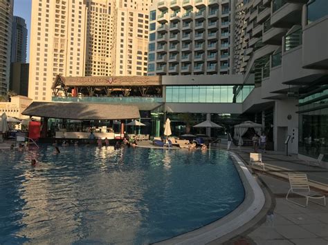Pool Hilton Dubai Jumeirah Dubai • Holidaycheck Dubai Vereinigte Arabische Emirate