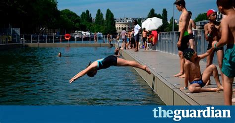 Paris Plunge Daily Queues After City Opens Cleaned Up Canal To Swimmers Swimming Paris