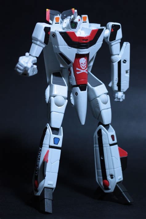 Firestarters Blog Toy Review Robotech Macross Vf 1a Revoltech