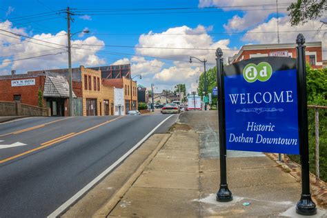 Snapshots Dothan Alabama Murals And Magic In The Wiregrass — Miles 2 Go