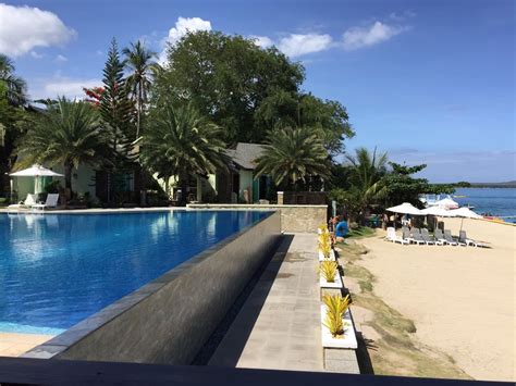 Resort offers comfortable environment and strategic location. Acuatico Beach Resort - 10 Photos - Resorts - Lobo ...