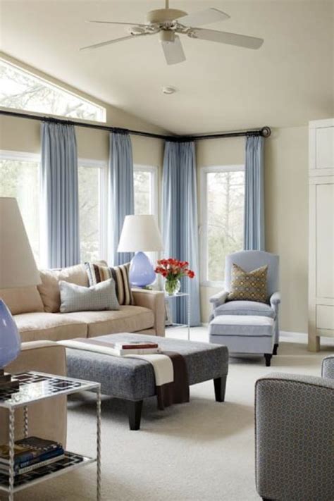 Painting your living room walls gray gives you an edgy and modern feel along with a classic and timeless appearance. Cool Blue Living Room Ideas