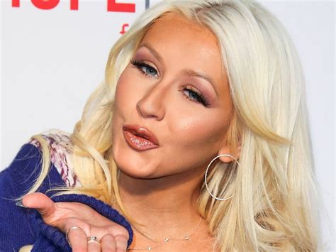 Christina Aguilera Promotes Awareness For Domestic Violence Prevention
