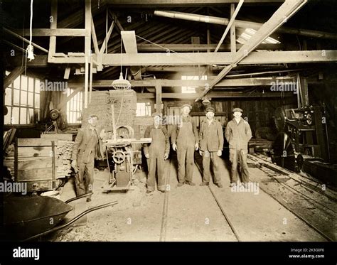 1900s Men Hi Res Stock Photography And Images Alamy