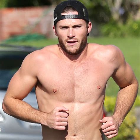 scott eastwood running shirtless in la popsugar celebrity