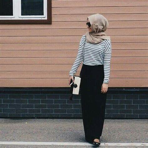 Street Hijab Fashion Fashion Muslim Islamic Fashion Modest Fashion Muslimah Style Hijabi