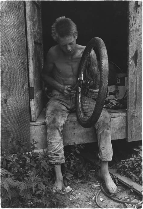 The Vanished Hand Photographs Of Life In Kentucky In The S And S By William Gedney