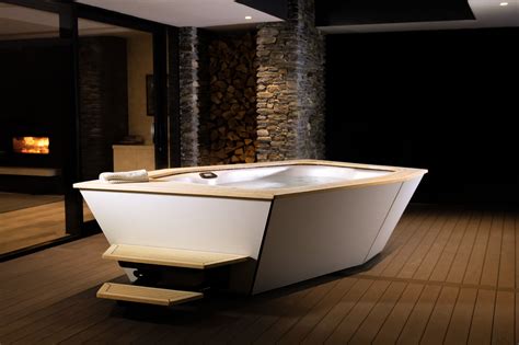 Should I Put A Hot Tub On Decking Read This Now Whatspa