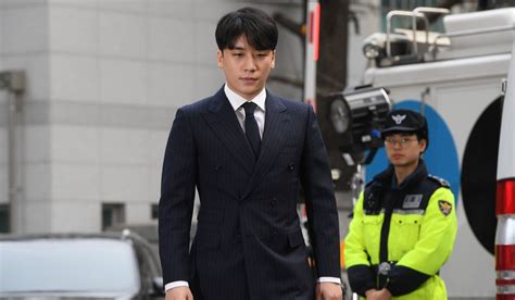 Flipboard K Pop Mogul Yang Hyun Suk Resigns As Drug Sex Scandals Hit