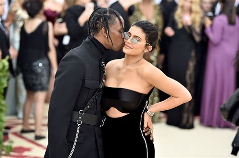 Kylie Jenner And Travis Scott Are They Married Famous Person