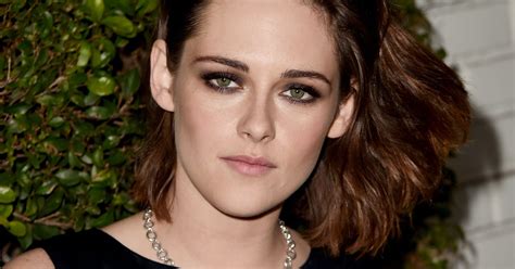 Kristen Stewarts Bleached Blonde Hair Makes Her Look Like A Totally