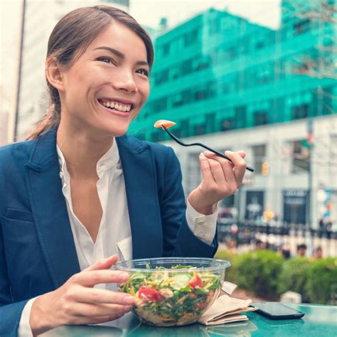 Want to utilize your lunch break in a productive way? Take your lunch break | FDG Dietitians Blogs