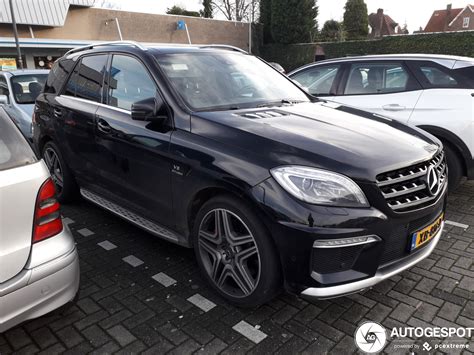 The new engine made luxury crossover easier and faster. Mercedes-Benz ML 63 AMG W166 - 2 January 2020 - Autogespot