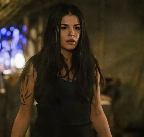 Octavia Blake The 100 Show Marie Avgeropoulos The 100 Cast