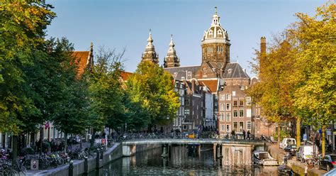 Interesting Things To Do In Amsterdam Tours Food And The Infamous Red Light District
