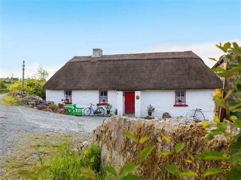 11 Storybook Thatched Cottage Airbnbs In Ireland With Photos Trips