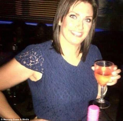 Cannock Mum Regains Her Curves To Be A Plus Size Model Daily Mail Online