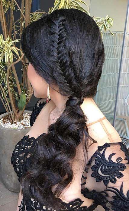 41 Popular Homecoming Hairstyles Thatll Steal The Night Stayglam Homecoming Hairstyles
