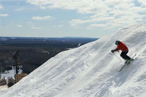 Northern Michigan Ski Hill Sees An Ongoing Successful Season