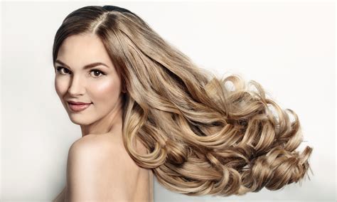 * all hair style services are subject to an additional charge depending on the length and thickness of the hair. Hair Salon Montreal - Gossimo Atelier De Beauté