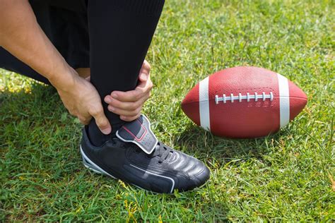 Turf Toe Injury Houston Sports Podiatrist Big Toe Pain Tanglewood Foot Specialists
