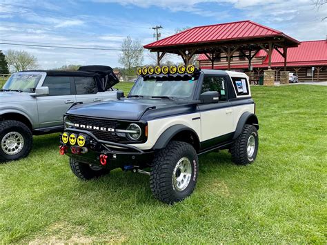 Retromod Bronco Build Bronco6g 2021 Ford Bronco And Bronco Raptor