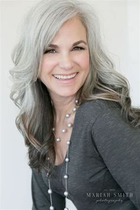 63 Stunning Long Gray Hairstyles Ideas For Women Over 50 Aksahin