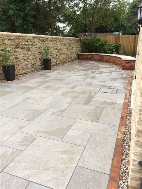 Marshalls Symphony Vitrified Paving In The Rustic Colour Piso Para
