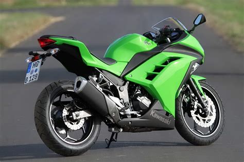 Our newest ninja offers the style, performance and technology to overshadow all bikes in its class. Kawasaki Ninja 300 2013 - wallpaper world