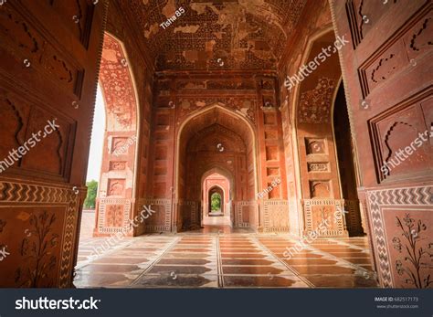 850 Taj Mahal Interior Images Stock Photos And Vectors Shutterstock