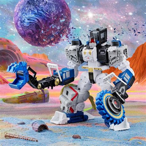 Hasbro Transformers Generations Legacy Series Titan Cybertron Universe