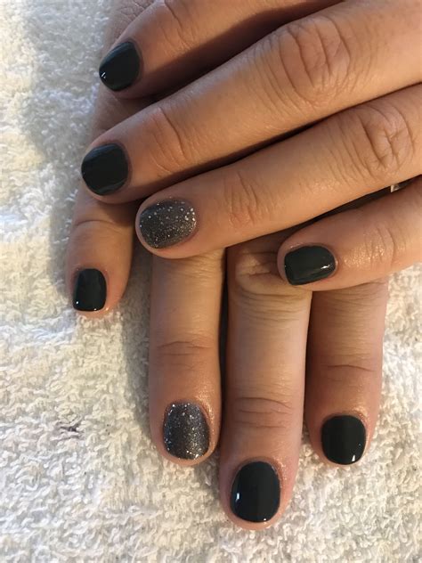 Dark Gray Gel With Gray Glitter Accents Nails Dark Grey Nails Dark