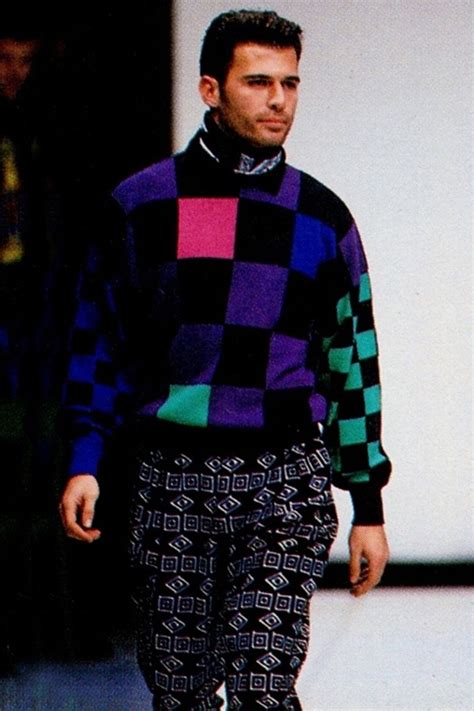 Versace Fw 1993 Menswear Aestheticly Pleasing 90s Runway Gala