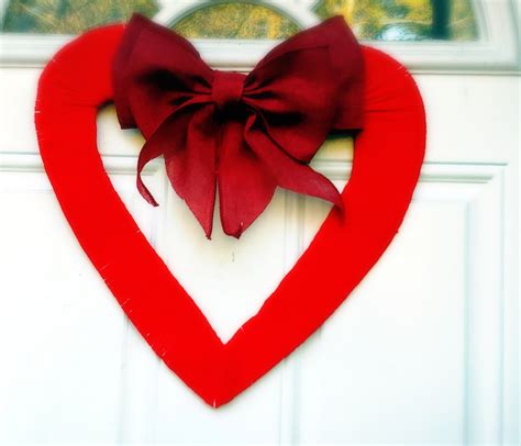 Diy Valentine Heart Wreath Decorations