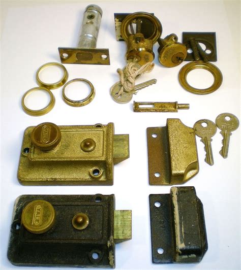 Vintage Yale Deadbolt Locks 042 Cylindar Locks Door Hardware Keys