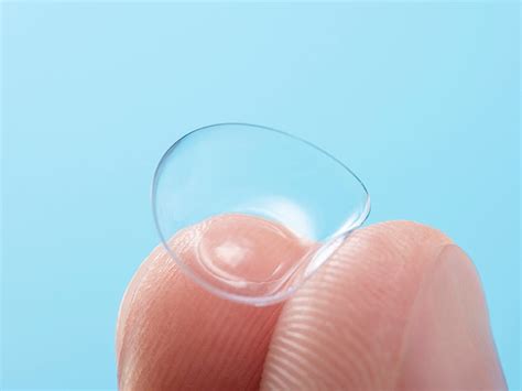 Contact Lenses For Dry Eyes