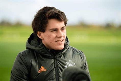 Better than he was before. New Man Utd signing Facundo Pellistri 'excited' to play ...