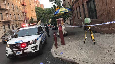 Man With Slit Throat Found Lying On Bronx Street Abc7 New York