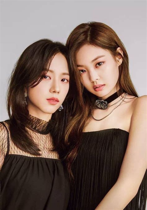 Pin By Ivannarut On Love Blackpink Blackpink Jisoo Jisoo And Jennie