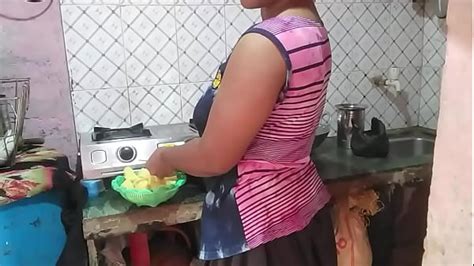 Devar Ne Bhabhi Ko Kitchen Me Choda Khana Banate Hue With Hindi Audio