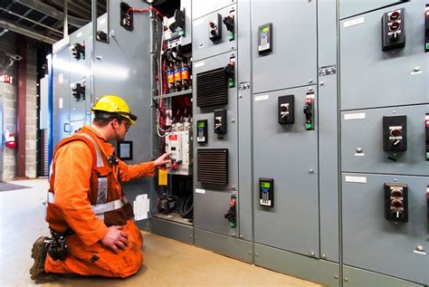 Commercial Electrician Job Description And Requirements