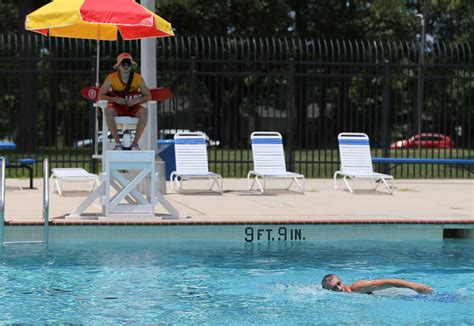 Houston Hiring Lifeguards To Watch Pools In Summer 2023