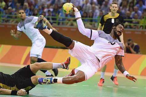 L'image d'un champion à terre terrassé. JEUX OLYMPIQUES. La journée de vendredi à Rio en images