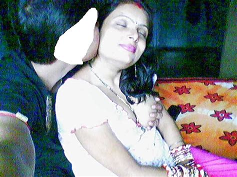 Indian Wife Nisha Indian Desi Porn Set 9 3 Porn Pictures Xxx Photos Sex Images 1684555 Pictoa